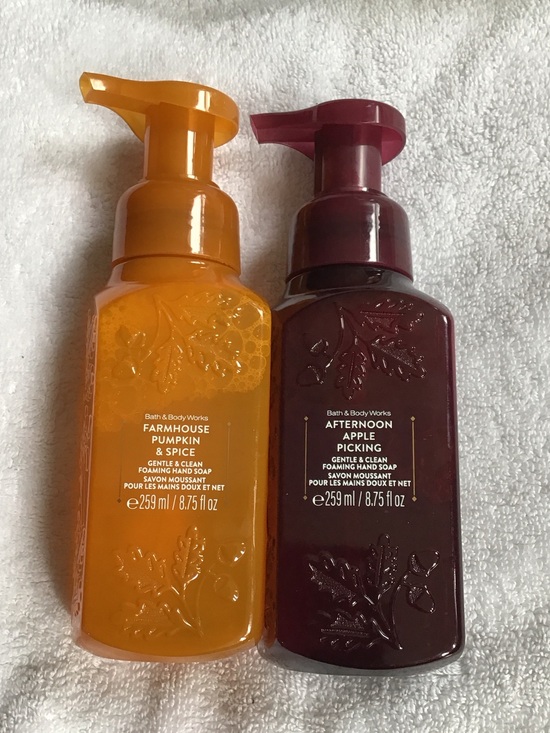 Bath & Body Works Other - Bundle of 2 Bath & Body Works foaming hand soap